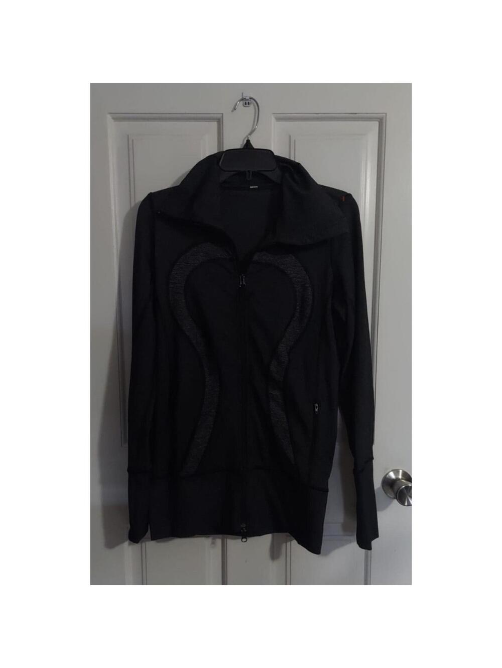 Lululemon riding athletic dark grey /black jacket sz 8
